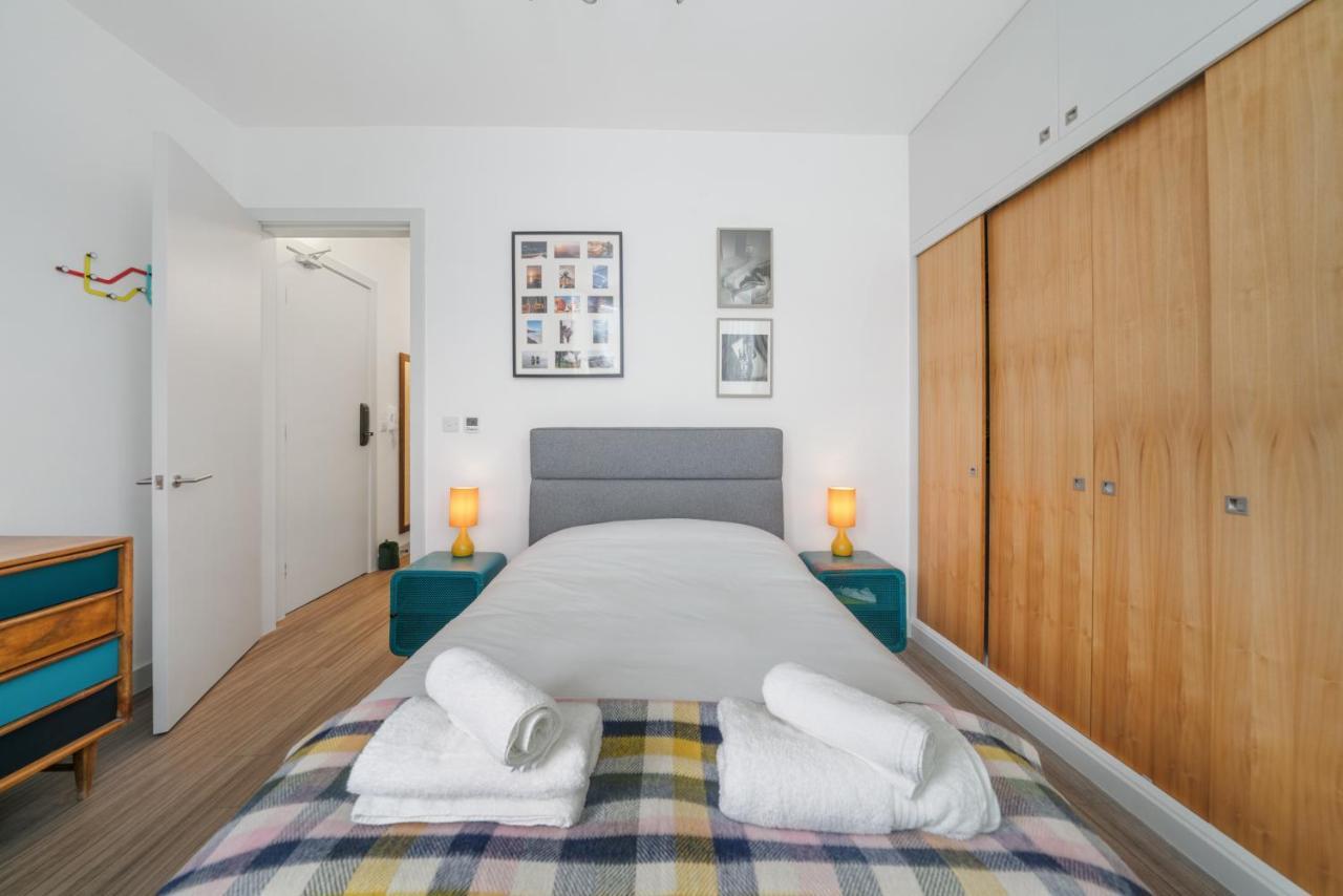 Ickburgh Road Guesthouse London Exterior foto